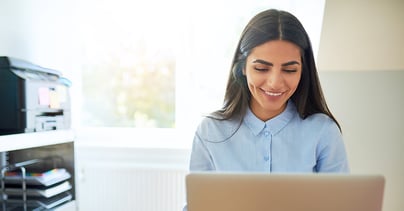 happy-employee-laptop